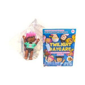 Twilight Daycare Collectible Babies Minis Wowwee Green & Black Standing Baby